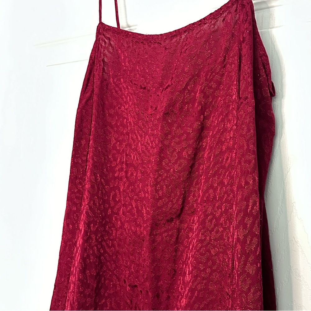 - [ ] Urban Red Cheetah Mini Dress